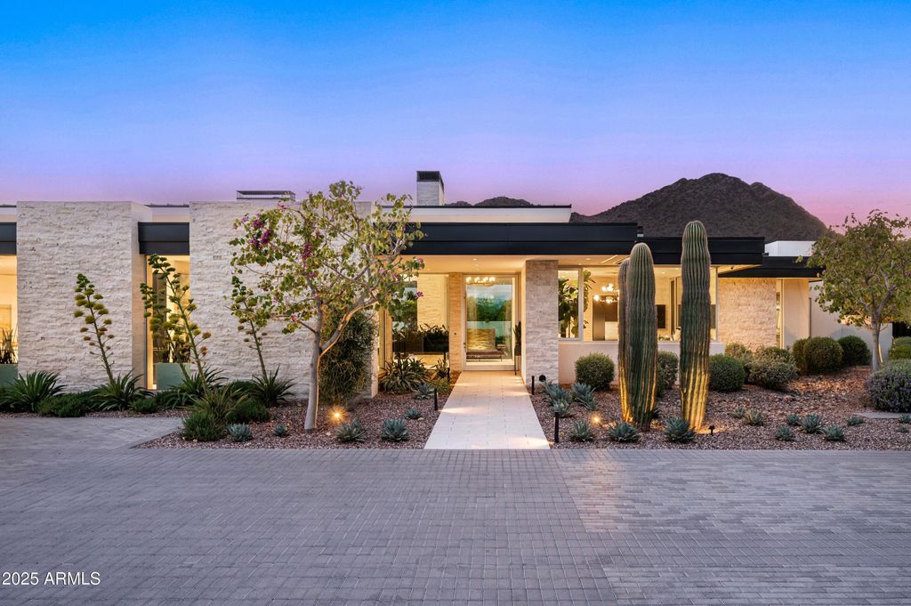 5611 N WILKINSON Road, Paradise Valley, AZ 85253