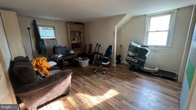 308 W MONROE AVE, Magnolia, NJ 08049