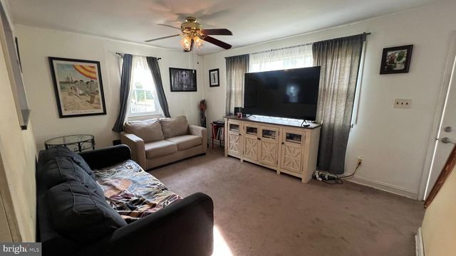 308 W MONROE AVE, Magnolia, NJ 08049