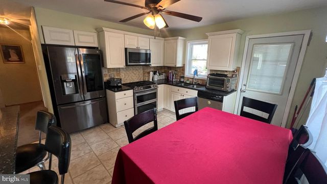 308 W MONROE AVE, Magnolia, NJ 08049