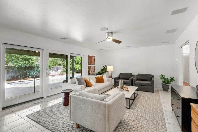 3241 Clairidge Way, Sacramento, CA 95821