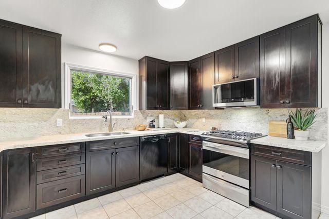 3241 Clairidge Way, Sacramento, CA 95821