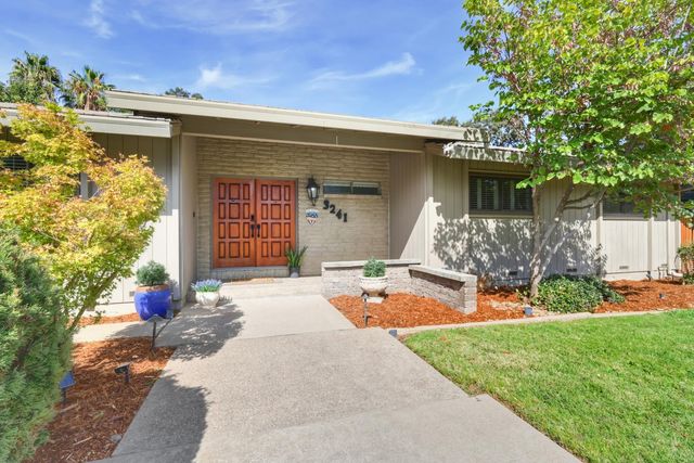 3241 Clairidge Way, Sacramento, CA 95821