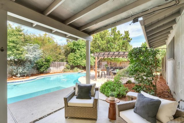 3241 Clairidge Way, Sacramento, CA 95821