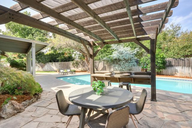 3241 Clairidge Way, Sacramento, CA 95821