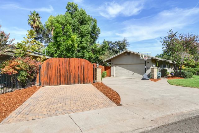 3241 Clairidge Way, Sacramento, CA 95821