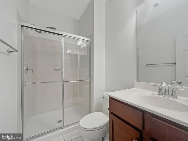 8173 MCCAULEY WAY, Lorton, VA 22079