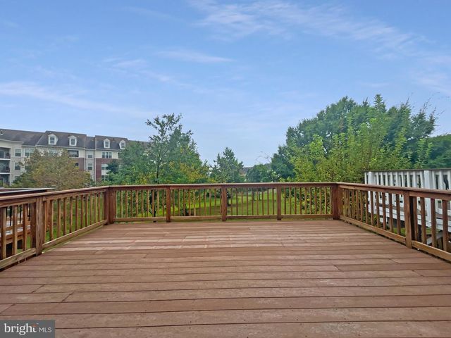 8173 MCCAULEY WAY, Lorton, VA 22079
