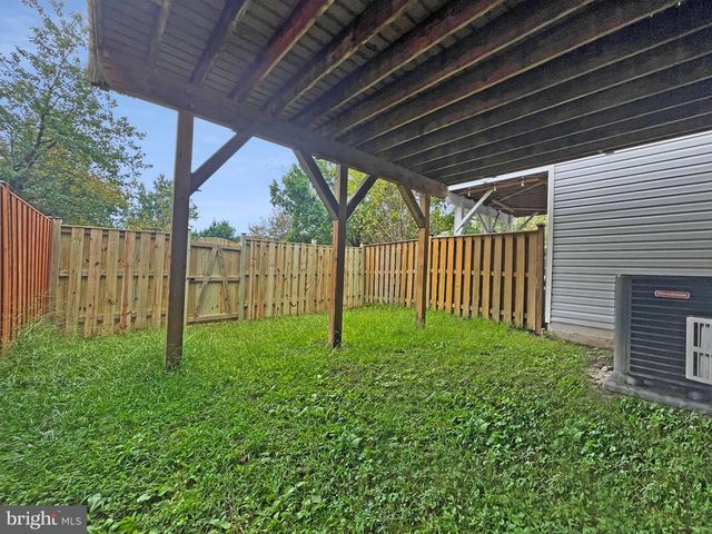 8173 MCCAULEY WAY, Lorton, VA 22079