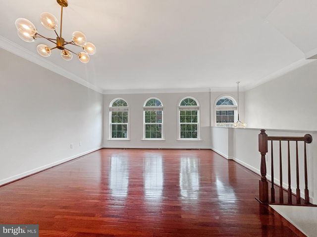 8173 MCCAULEY WAY, Lorton, VA 22079