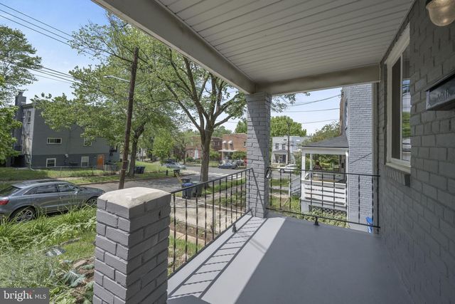 561 45TH STREET, Washington, DC 20019