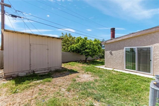 247 E Grant Street, Rialto, CA 92376