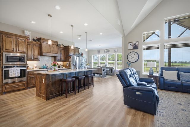 1065 Old Highway 6, Howe, TX 75459