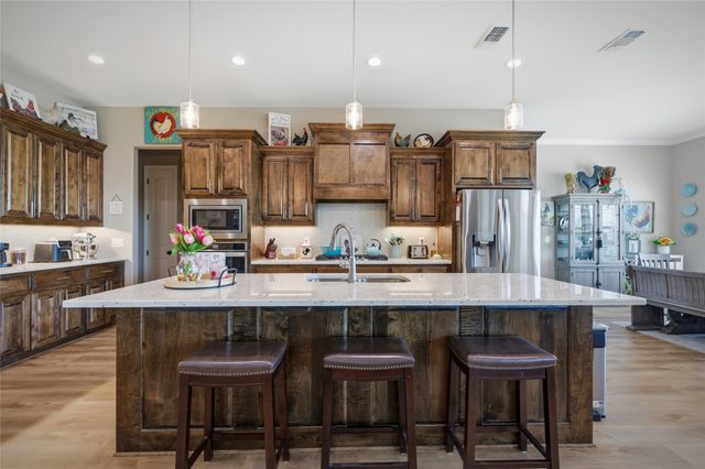 1065 Old Highway 6, Howe, TX 75459