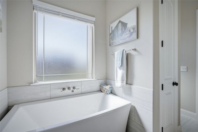 1065 Old Highway 6, Howe, TX 75459