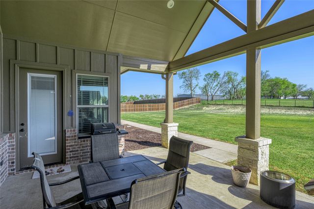 1065 Old Highway 6, Howe, TX 75459