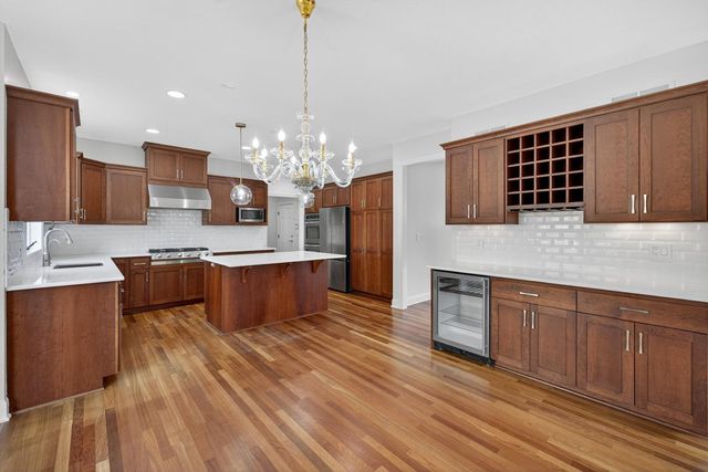 2449 Salem Heights Lane SW, Rochester, MN 55902