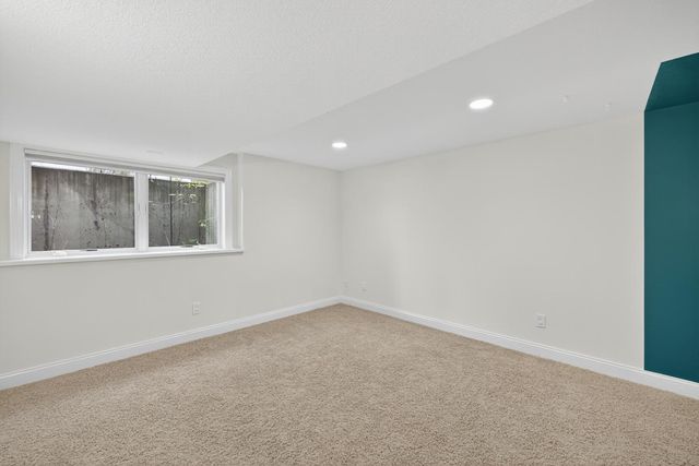 2449 Salem Heights Lane SW, Rochester, MN 55902