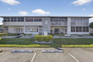 39 Dorchester B, West Palm Beach, FL 33417
