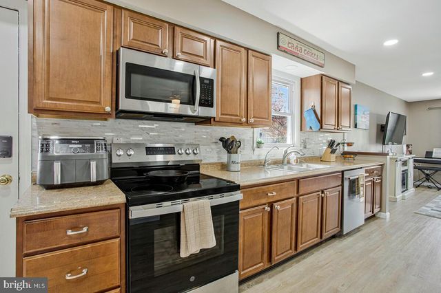 1615 RUXTON RD, Edgewater, MD 21037