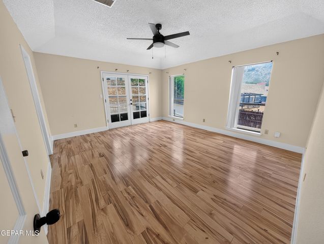 808 ROTTERDAM Way, El Paso, TX 79912