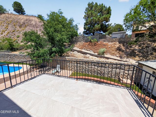 808 ROTTERDAM Way, El Paso, TX 79912