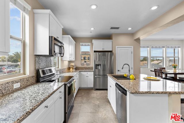 15812 Santa Ana Avenue 1, Bellflower, CA 90706