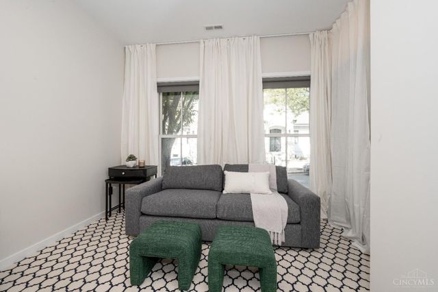 419 E Thirteenth Street, Cincinnati, OH 45202