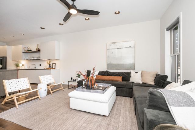 419 E Thirteenth Street, Cincinnati, OH 45202