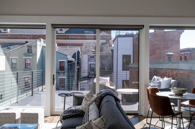 419 E Thirteenth Street, Cincinnati, OH 45202