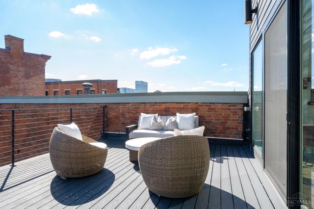 419 E Thirteenth Street, Cincinnati, OH 45202