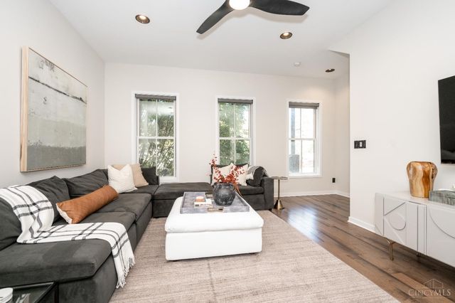 419 E Thirteenth Street, Cincinnati, OH 45202