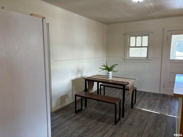 1110 N 16TH Street, Pekin, IL 61554