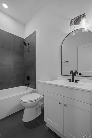 6823 Minnesota Avenue, St Louis, MO 63111