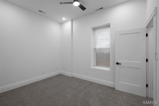 6823 Minnesota Avenue, St Louis, MO 63111