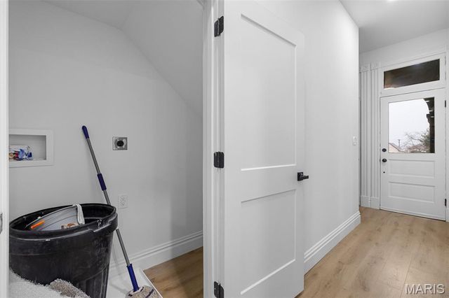 6823 Minnesota Avenue, St Louis, MO 63111