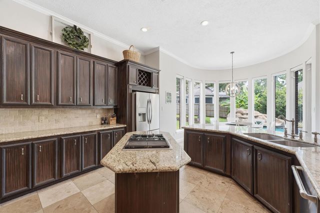 2506 Fall Orchard Court, Kingwood, TX 77345
