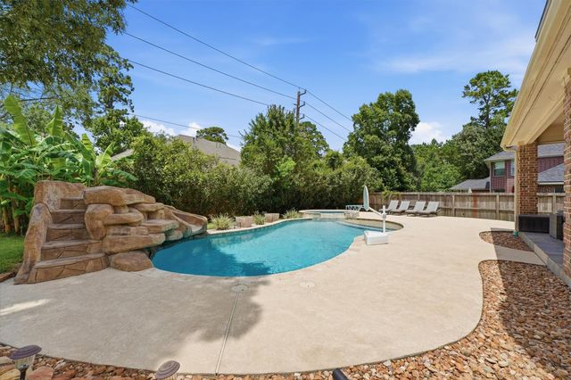 2506 Fall Orchard Court, Kingwood, TX 77345