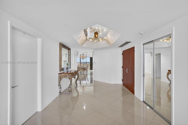 2000 Island Boulevard 1109, Aventura, FL 33160