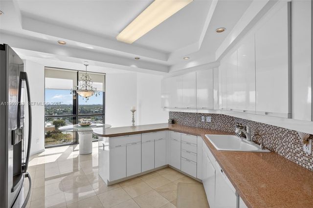 2000 Island Boulevard 1109, Aventura, FL 33160