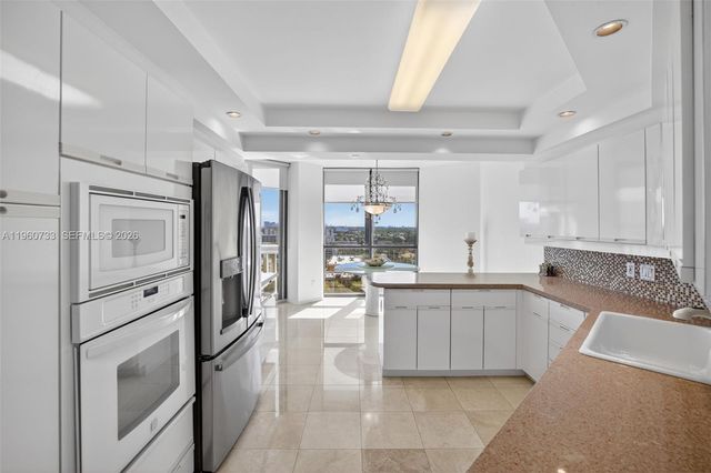 2000 Island Boulevard 1109, Aventura, FL 33160