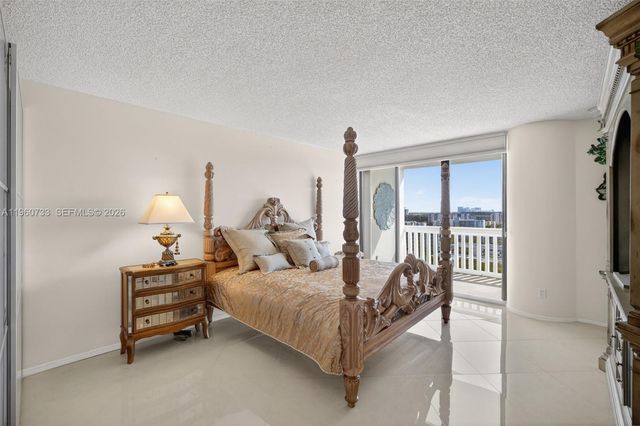 2000 Island Boulevard 1109, Aventura, FL 33160