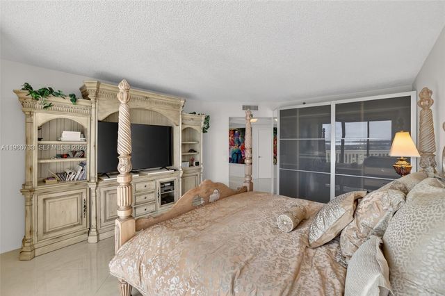 2000 Island Boulevard 1109, Aventura, FL 33160