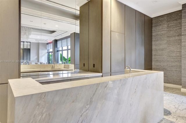 2000 Island Boulevard 1109, Aventura, FL 33160