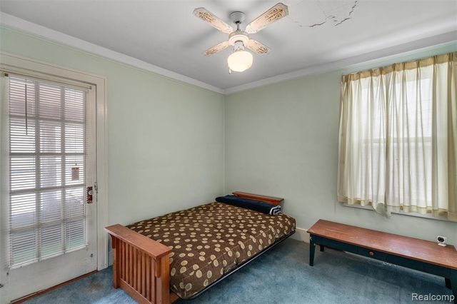 1015 W Marshall Street, Ferndale, MI 48220