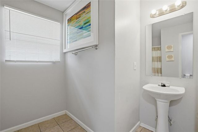 1070 Mayson Turner Road NW, Atlanta, GA 30314