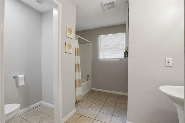 1070 Mayson Turner Road NW, Atlanta, GA 30314