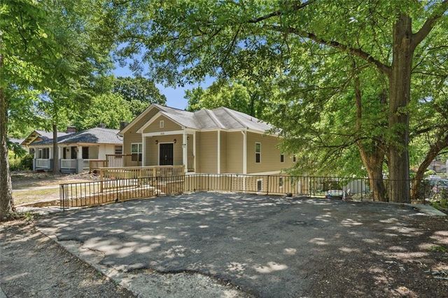 1070 Mayson Turner Road NW, Atlanta, GA 30314