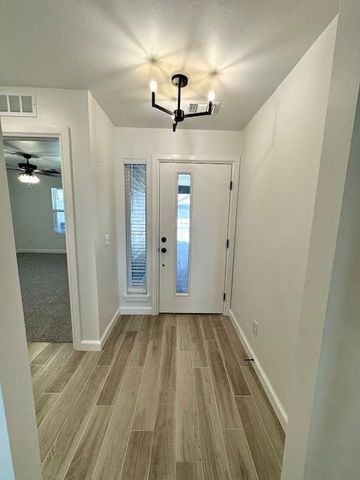 10516 NW 32nd Street, Yukon, OK 73099