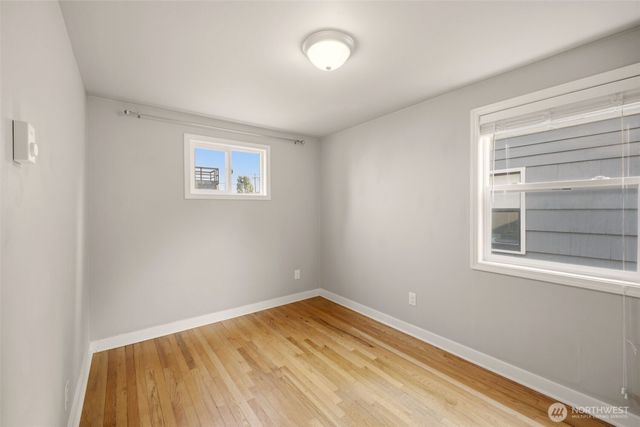 748 S Kenyon Street, Seattle, WA 98108